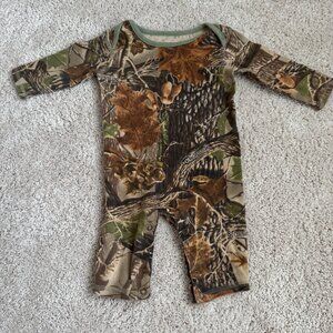Cabela’s Camo Onesie | 0–3 Months | Good Condition